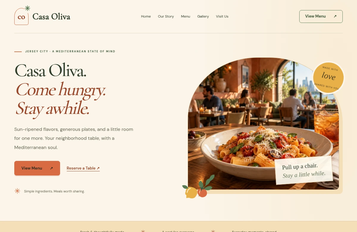 Casa Oliva website homepage, showing its navigation, typography, and hero design